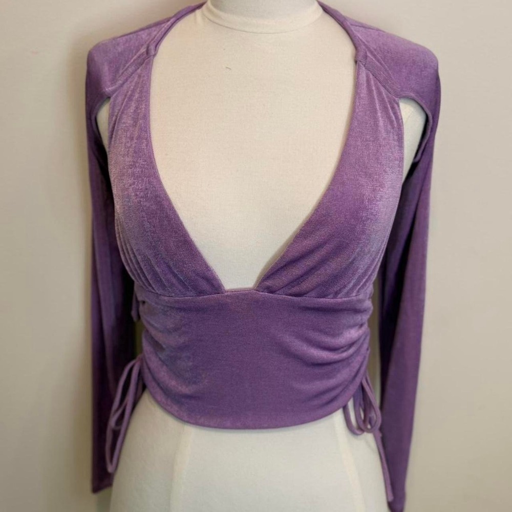 Lavender‎ Open Back Long Sleeve Crop Top 💜✨